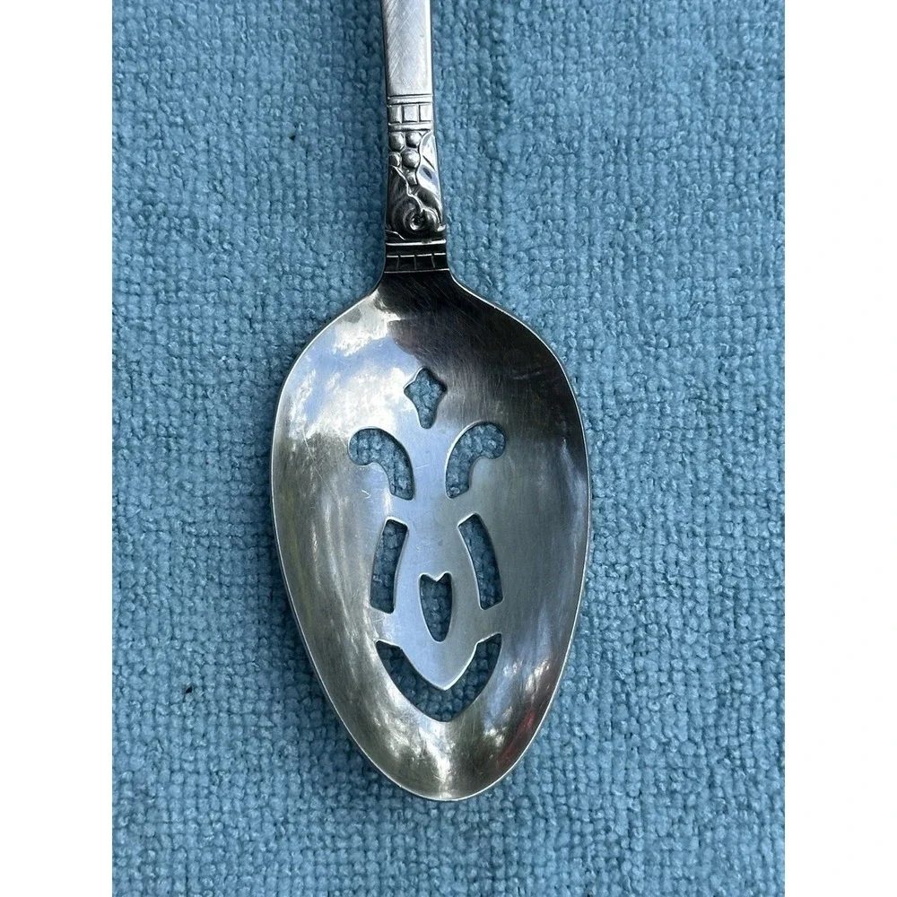 Oneida LTD Brookwood Pierced Serving Spoon Stainless Slotted Vegetable Spoon